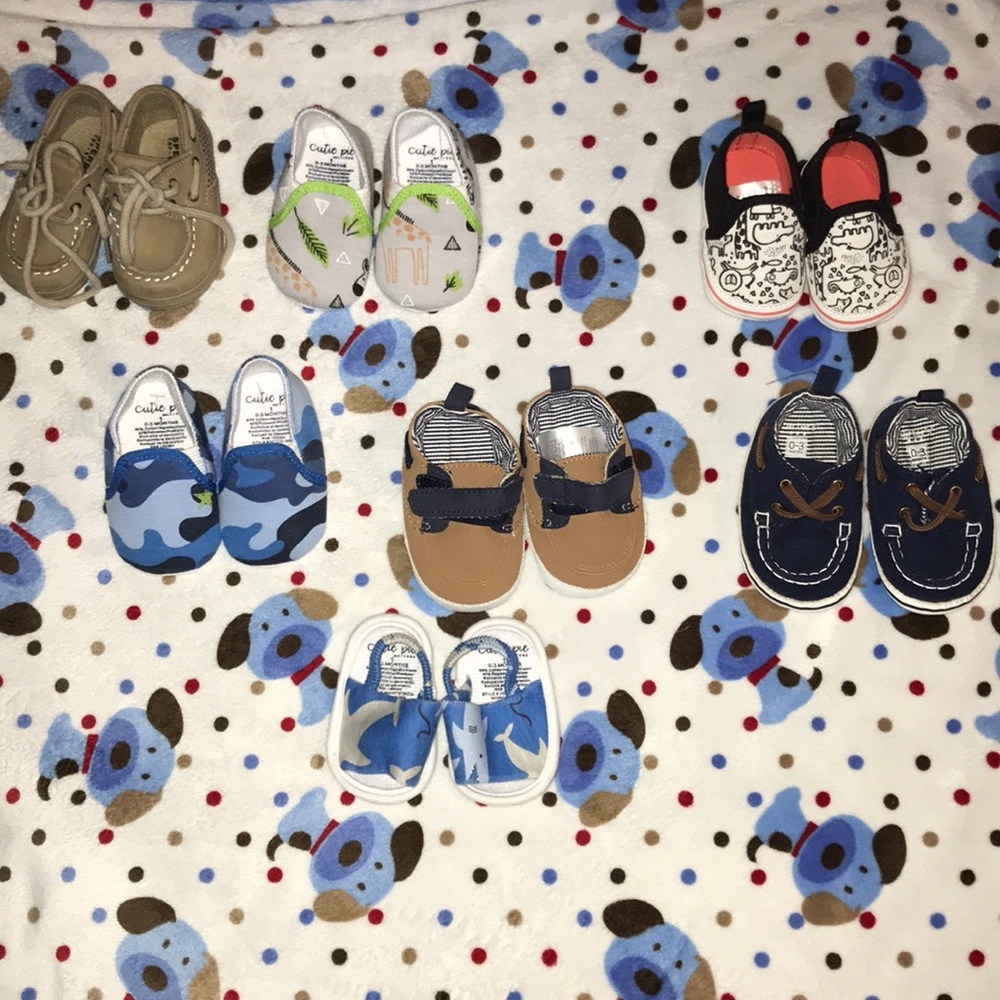 Baby shoes and slippers 0-3 months